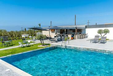 Antesia Coral Bay Resort By Ezoria Villas   Adults Only