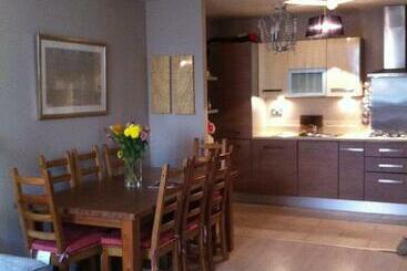 דירות לתיירים Beautiful Apartment Central Location