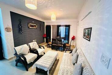 דירות לתיירים Comfortable 2bhk Appartment With Free Parking