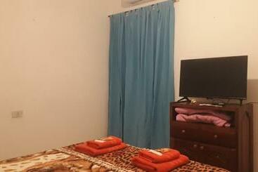 Hermoso Departamento De 1 Dorm, Con Estacionamiento Mediano