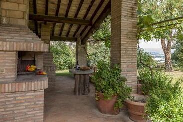 דירות לתיירים Villa Due Vigne 8, Emma Villas