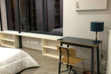 Joli 2 Pièces Avec Cour Privée