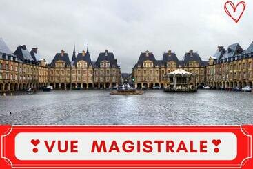 Charleville Mézières: Belle Vue Place Ducale