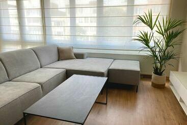 Cosy And Fully Equipped Apartment Near Antwerp