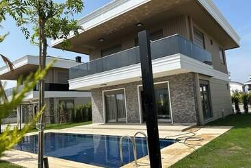 Nirvana Belek Villas