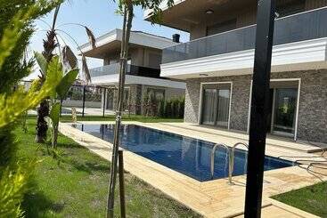 Nirvana Belek Villas