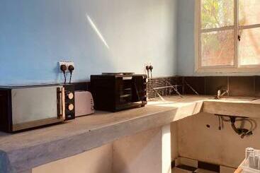 Zanzllywood Uroa Beach Apartments