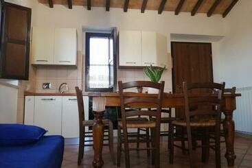 Casa In Via Sala, 39