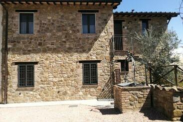 Casa In Via Sala, 39