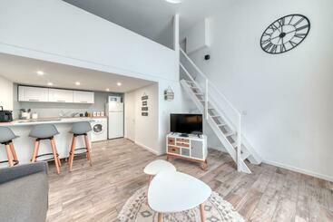 Guestready Chic Duplex In Villeurbanne