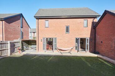 Host Stay Greenfinch Road
