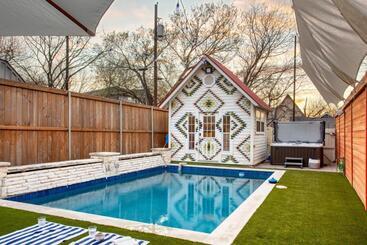 Ramsey By Avantstay Modern Character Home In Austin W/ Pool!