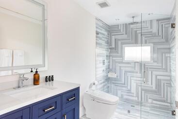 Ramsey By Avantstay Modern Character Home In Austin W/ Pool!