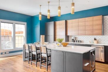 Ramsey By Avantstay Modern Character Home In Austin W/ Pool!