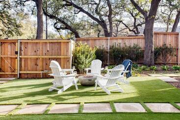 Ramsey By Avantstay Modern Character Home In Austin W/ Pool!