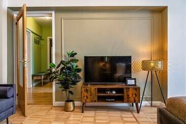 Designer Flat For 4, Heart Of Bucharest, Kitchen