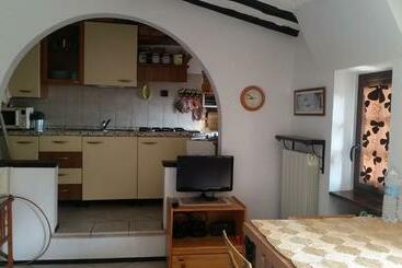 Via Vione 70 Bis