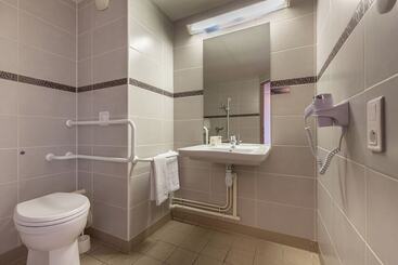 هتل Ace Hôtel Châteauroux Déols