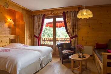 هتل Chalethôtel Neige Et Roc, The Originals Relais