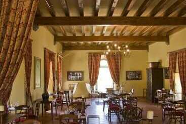 هتل Château De Varillettes