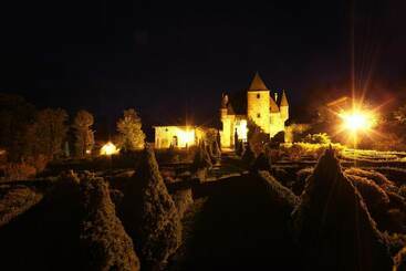 هتل Château De Varillettes