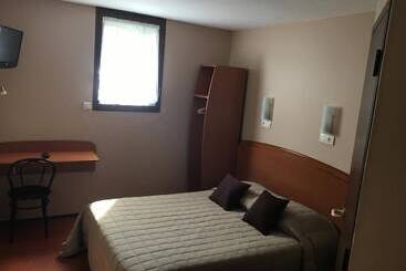 هتل Hôtel Amarante Besançon Micropolis