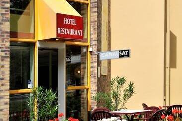 هتل Hôtel Amarante Besançon Micropolis