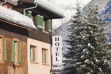 هتل La Chaumière Mountain Lodge