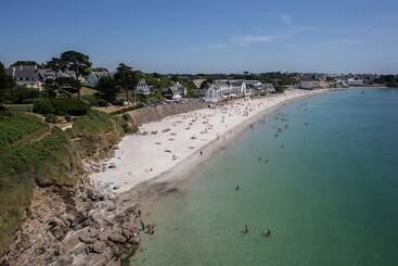 萨布勒布兰科酒店 - Concarneau