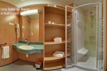 Logis Hotel De Paris