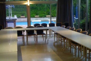 هتل Logis Le Relais De Sassenage