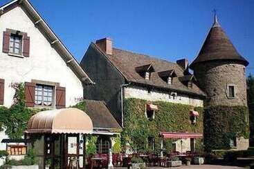 هتل Manoir Henri Iv