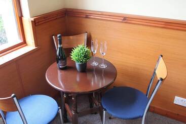 هتل Redwings Lodge Sawtry Huntingdon