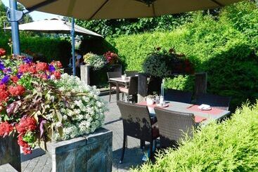 호텔 & Restaurant Alte Schule