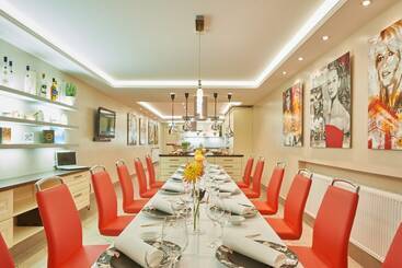 호텔 & Restaurant Alte Schule