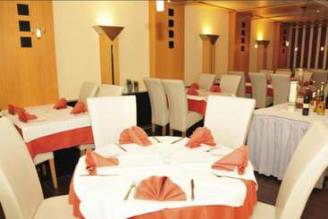 هتل Ristorante Kurtz