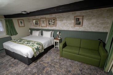 هتل Rockingham Arms By Greene King Inns