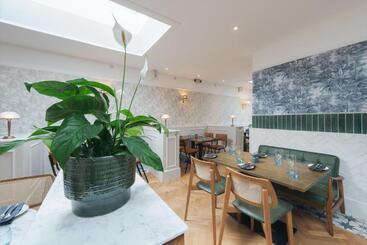 Somerset House Boutique Hotel And Restaurant