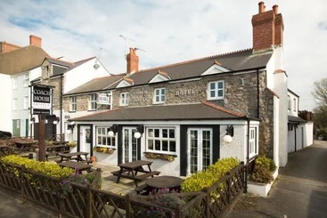 هتل The Coach House