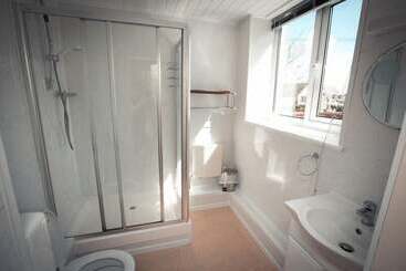 هتل The Coach House