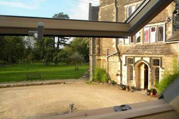 هتل The House Near Bath