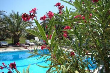 هتل Tropic Hôtel