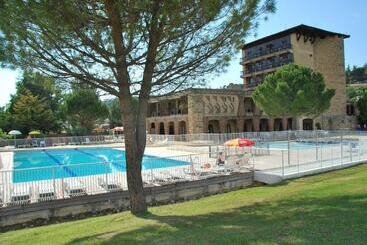 هتل Vacances Bleues Hôtel Castel Luberon