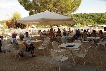 هتل Vacances Bleues Hôtel Castel Luberon
