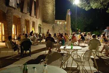هتل Vacances Bleues Hôtel Castel Luberon
