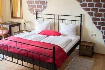 هتل Villa Zoe St Wendel