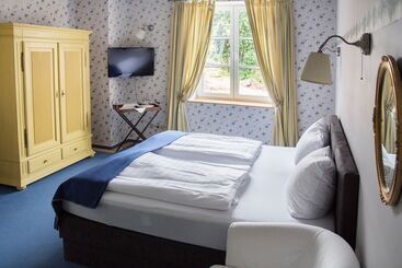 هتل Villa Zoe St Wendel