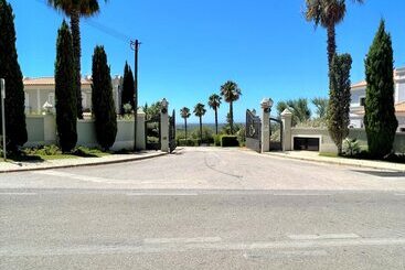 Algarve Amazing Villa With Pool By Homing