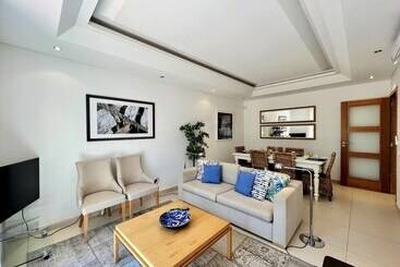 Algarve Amazing Villa With Pool By Homing