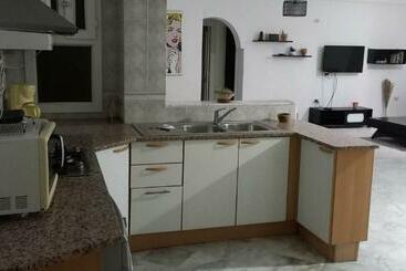 Eline Apartment